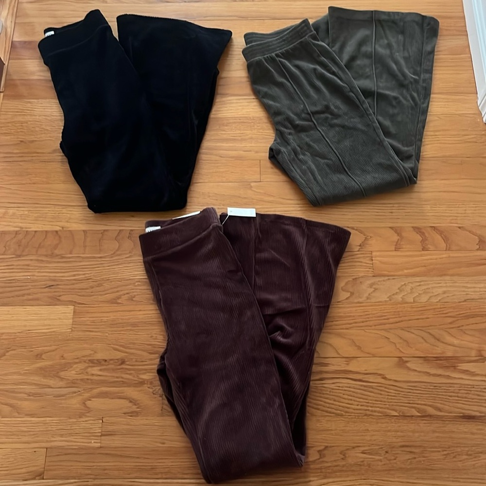 3 pairs of ribbed flare pants